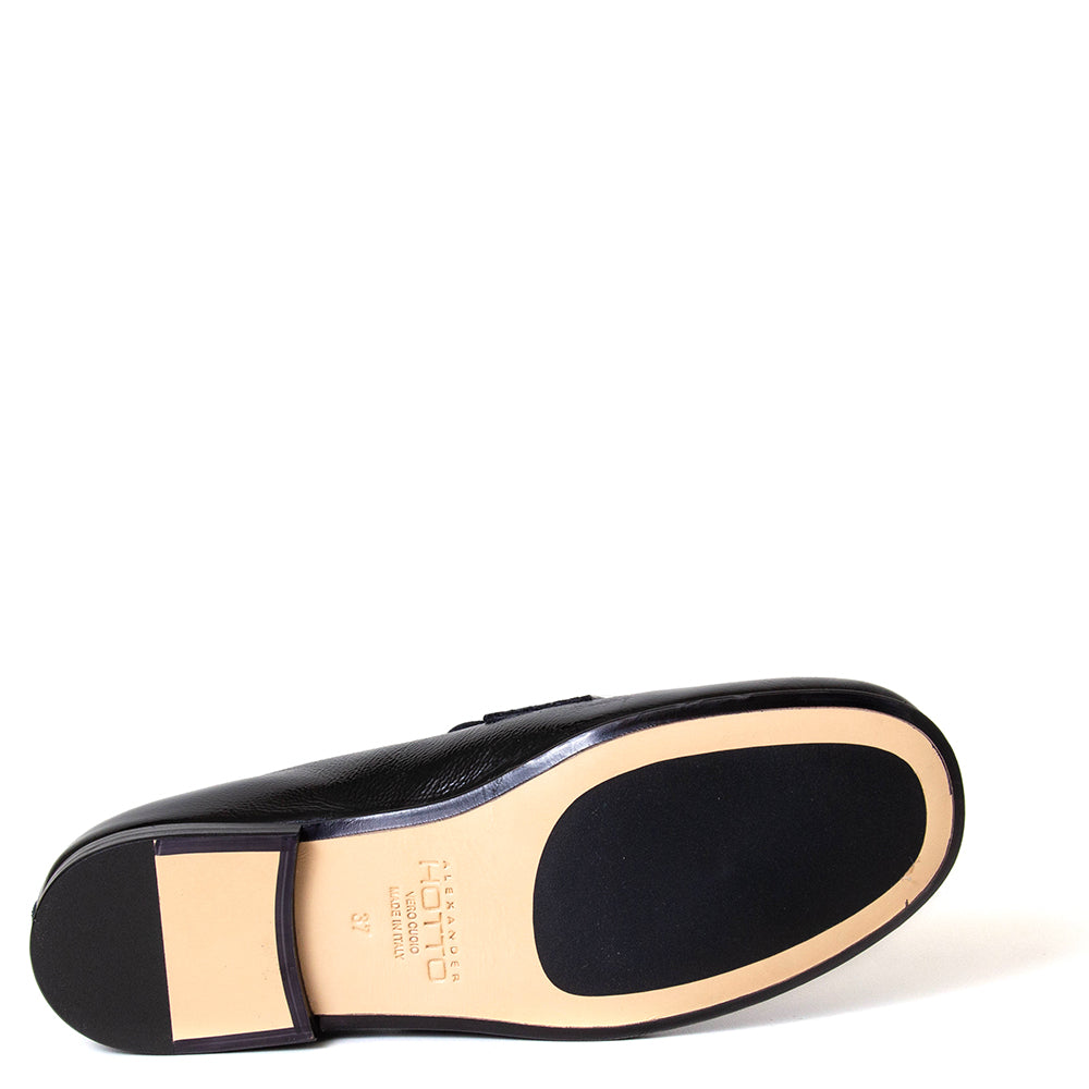 Alexander Hotto 66601 Aurelia. Women's black leather flat loafer.