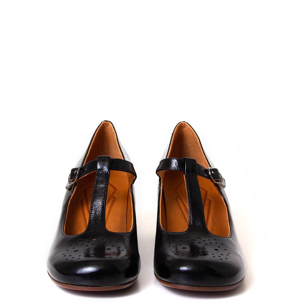 Mokasi Women's Leather Pump