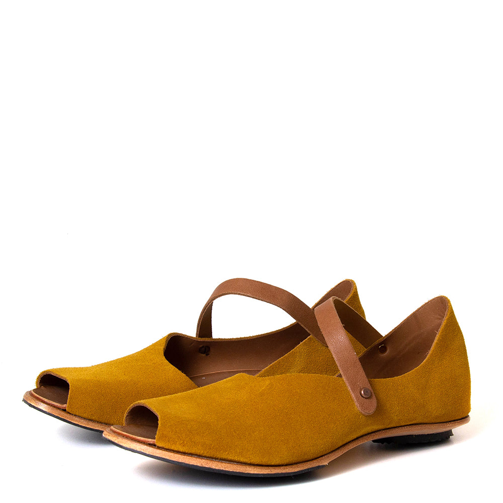 Costa Women's Leather Suede Shoe