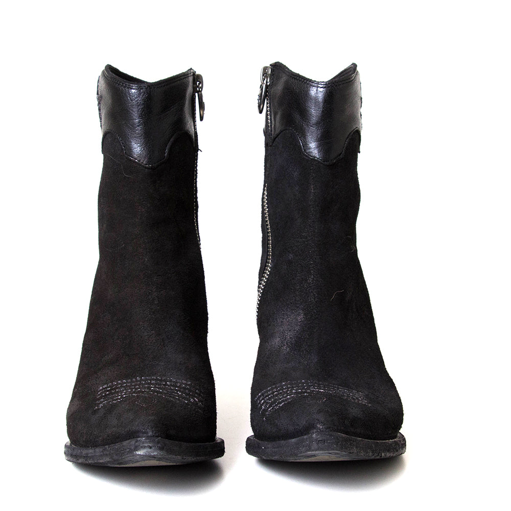 Fauzian Jeunesse 3202. Women's western style black leather boot.
