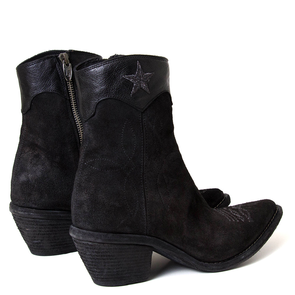 Fauzian Jeunesse 3202. Women's western style black leather boot.