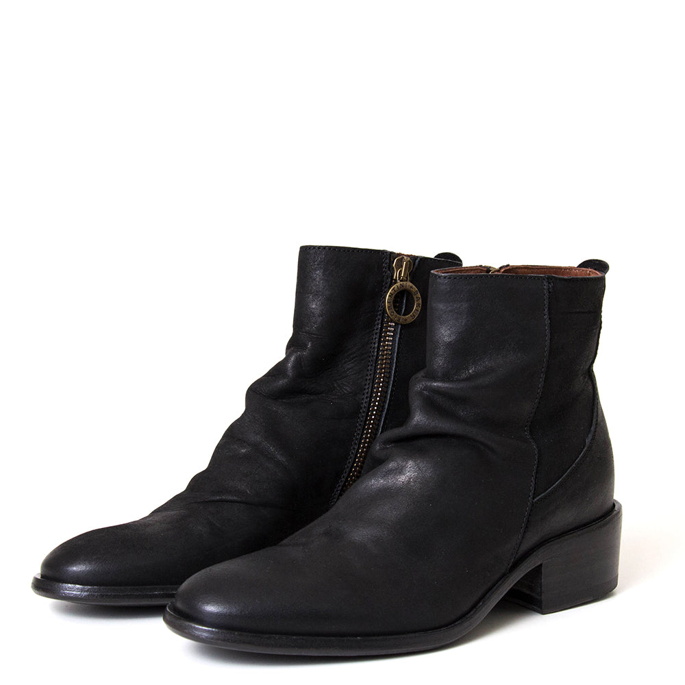 Claus Women's Leather Boot