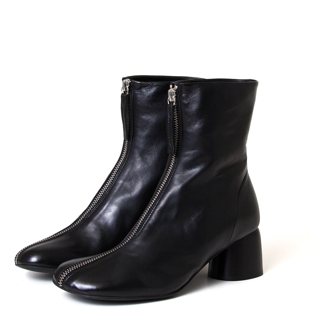 Anna 17 Women's Leather Boot