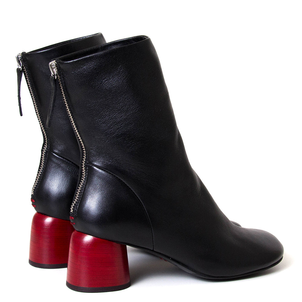 Anna 26 Women's Leather Boot