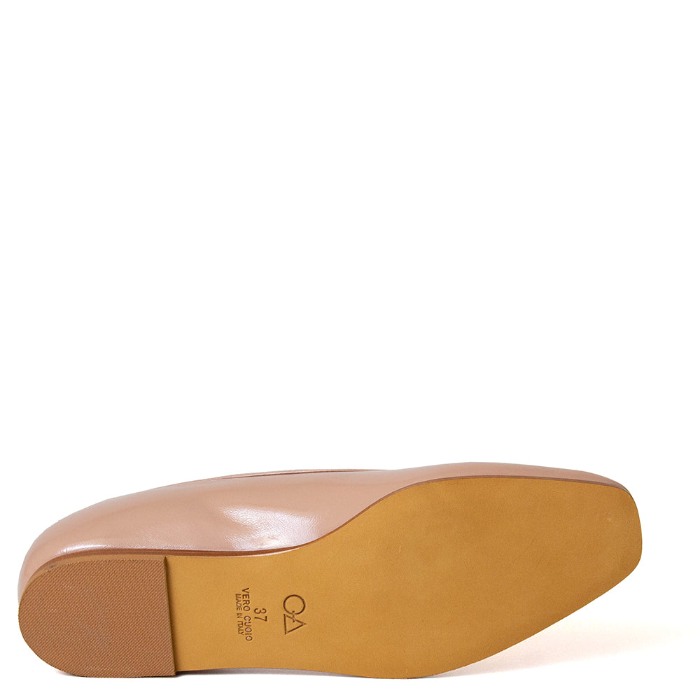 Teo Women's Patent Leather Flat