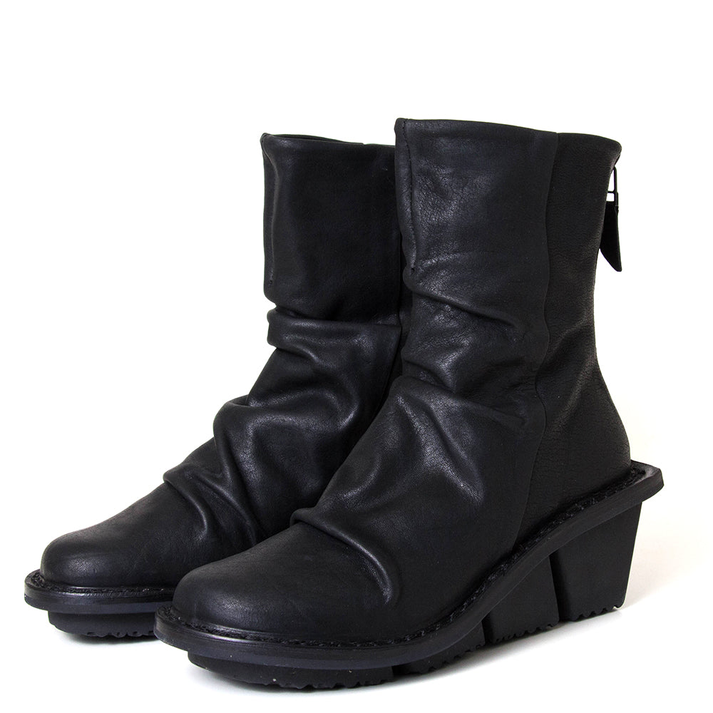 Trippen Pilar. Women's 2¾-inch platform wedge in black leather.
