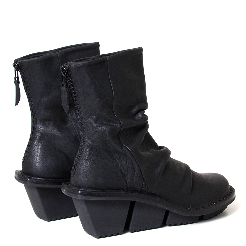 Trippen Pilar. Women's 2¾-inch platform wedge in black leather.