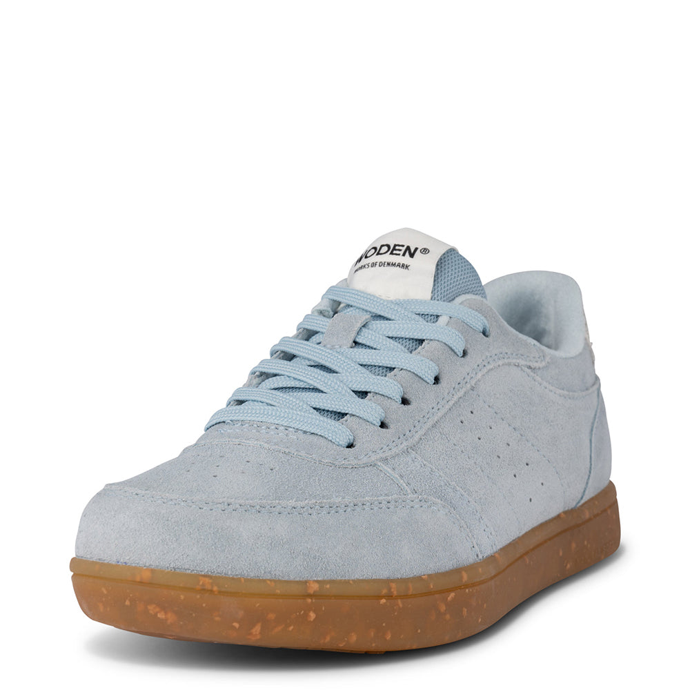 Woden Bjork. Sustainably made women's baby blue suede casual sneakers.