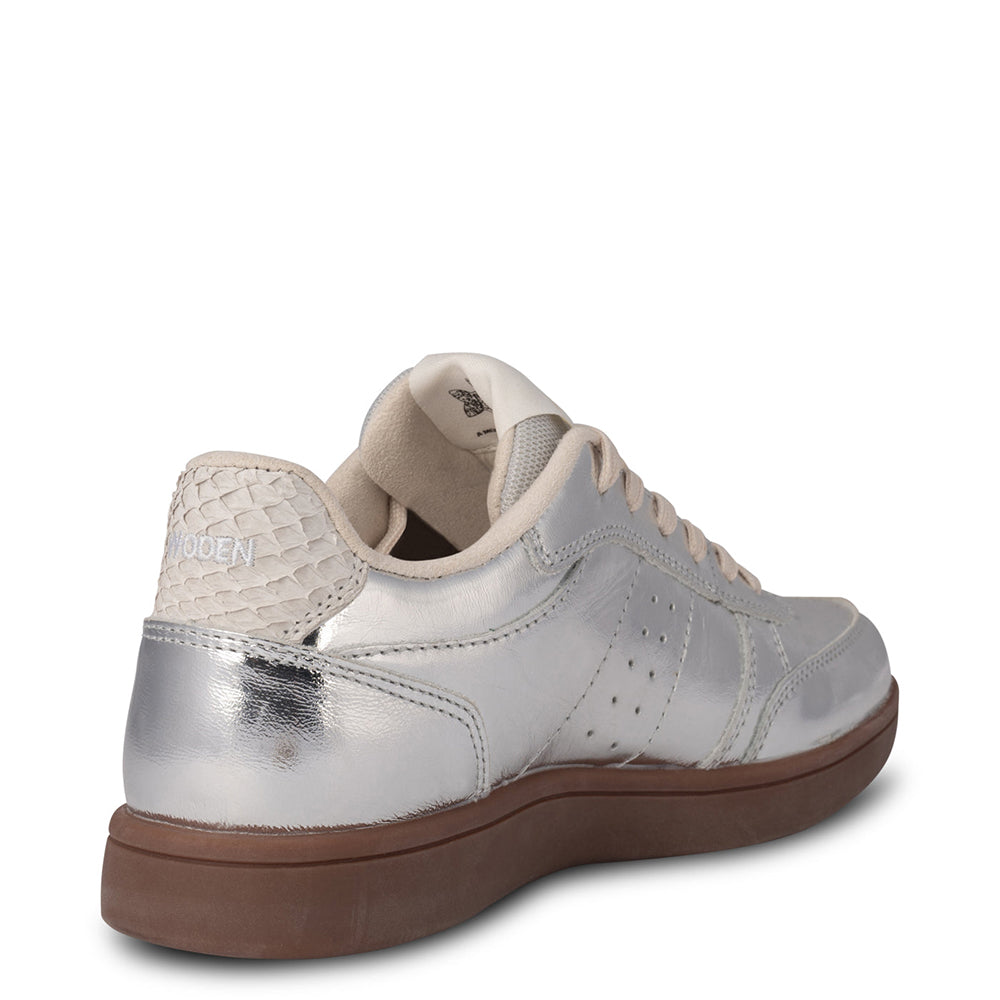 Woden Bjork. Sustainably made women's silver leather casual sneakers.