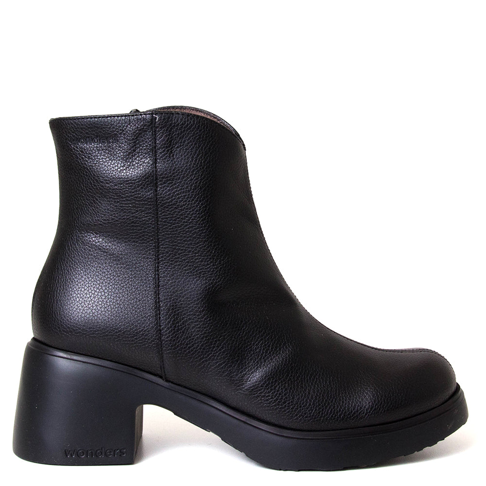 Asteroid Women's Leather Boot