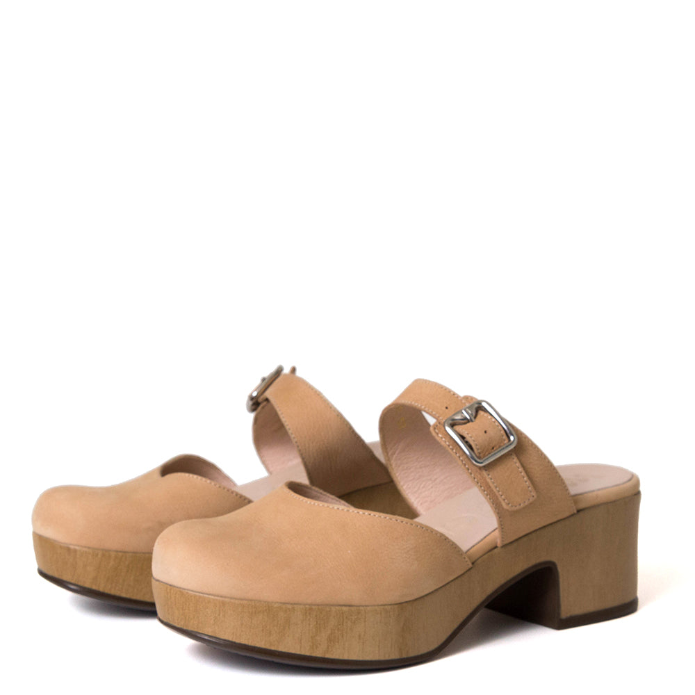 Vida Women's Leather Clog