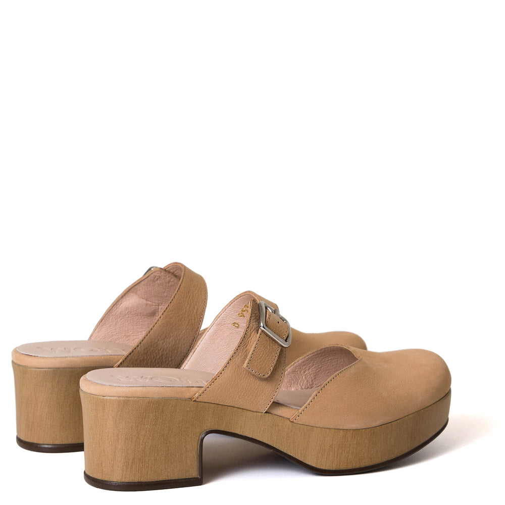 Vida Women's Leather Clog