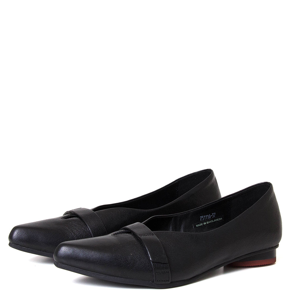 Chi Women's Leather Slip-On Shoe