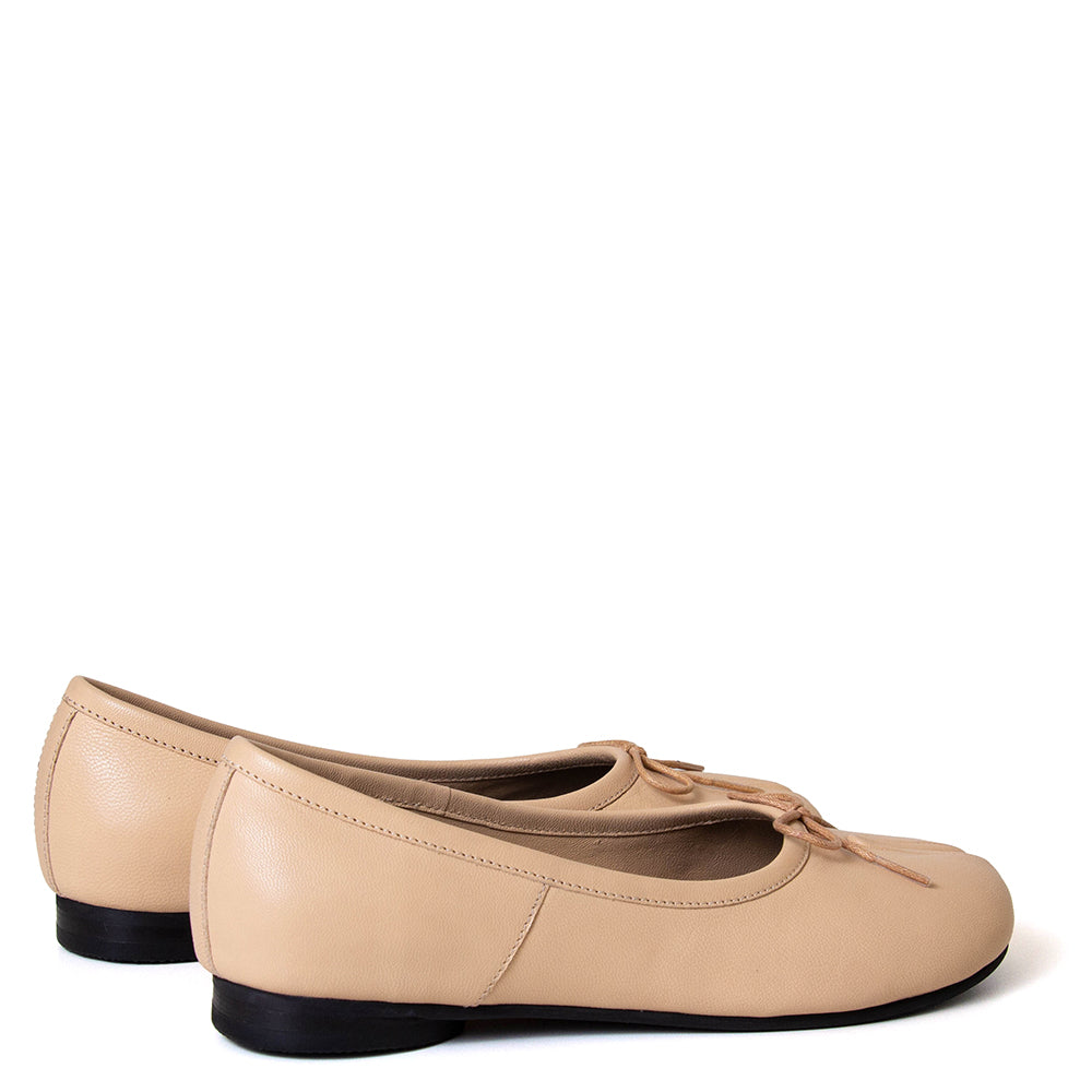 Taeko Women's Leather Ballerina Flat
