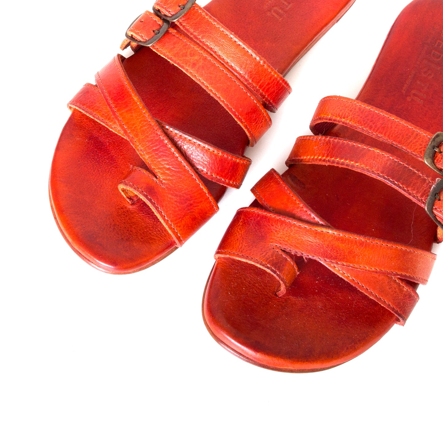 Bed Stu Hilda. Women's sandal, slide in orange red leather, toe ring and adjustable buckles. Top view, pair.