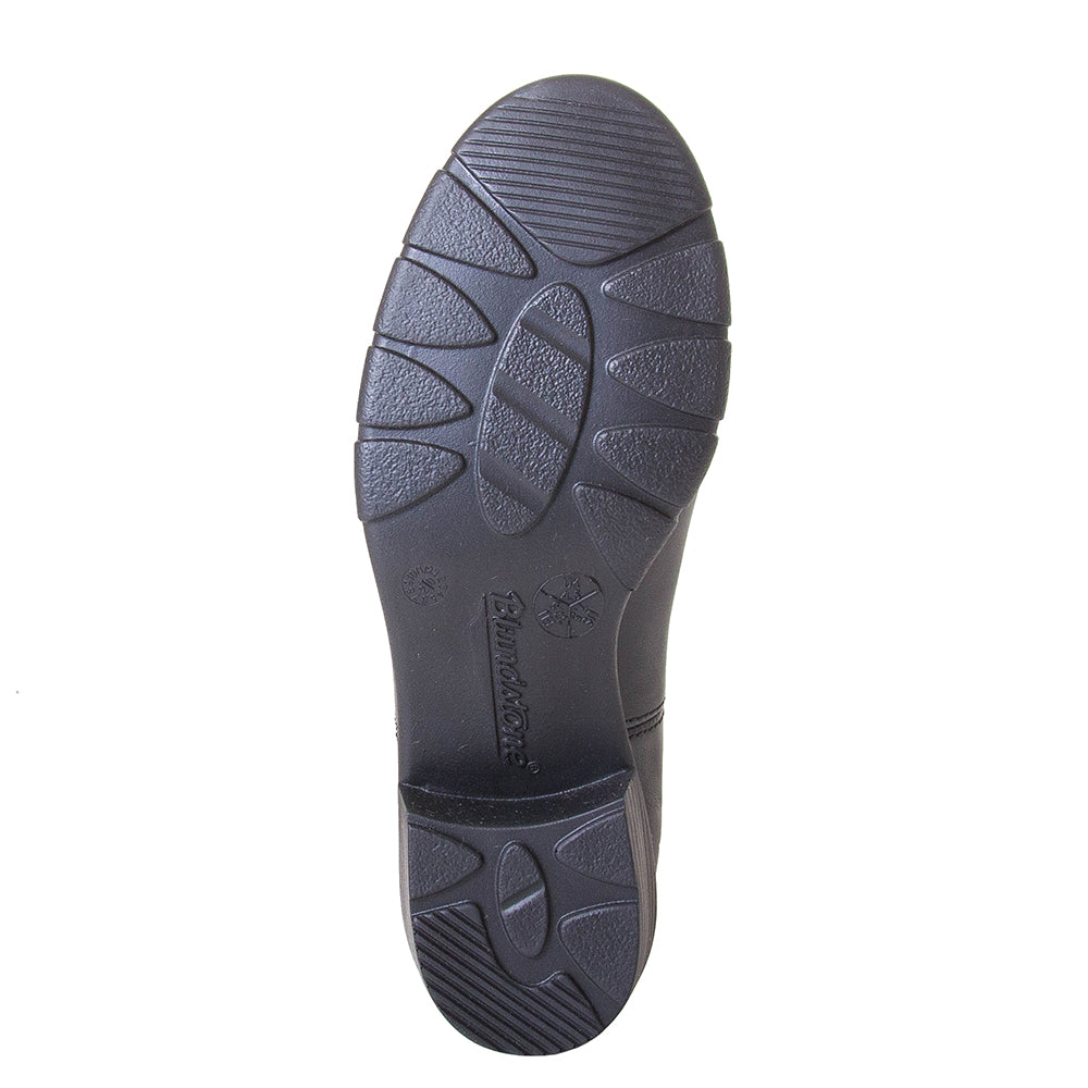 Blundstone Women's 16371 Chelsea Boot in Black. Built to last. Perfect of everyday wear. Durable material, with comfortable shock absorption insole. Rubber sole. Sole view.