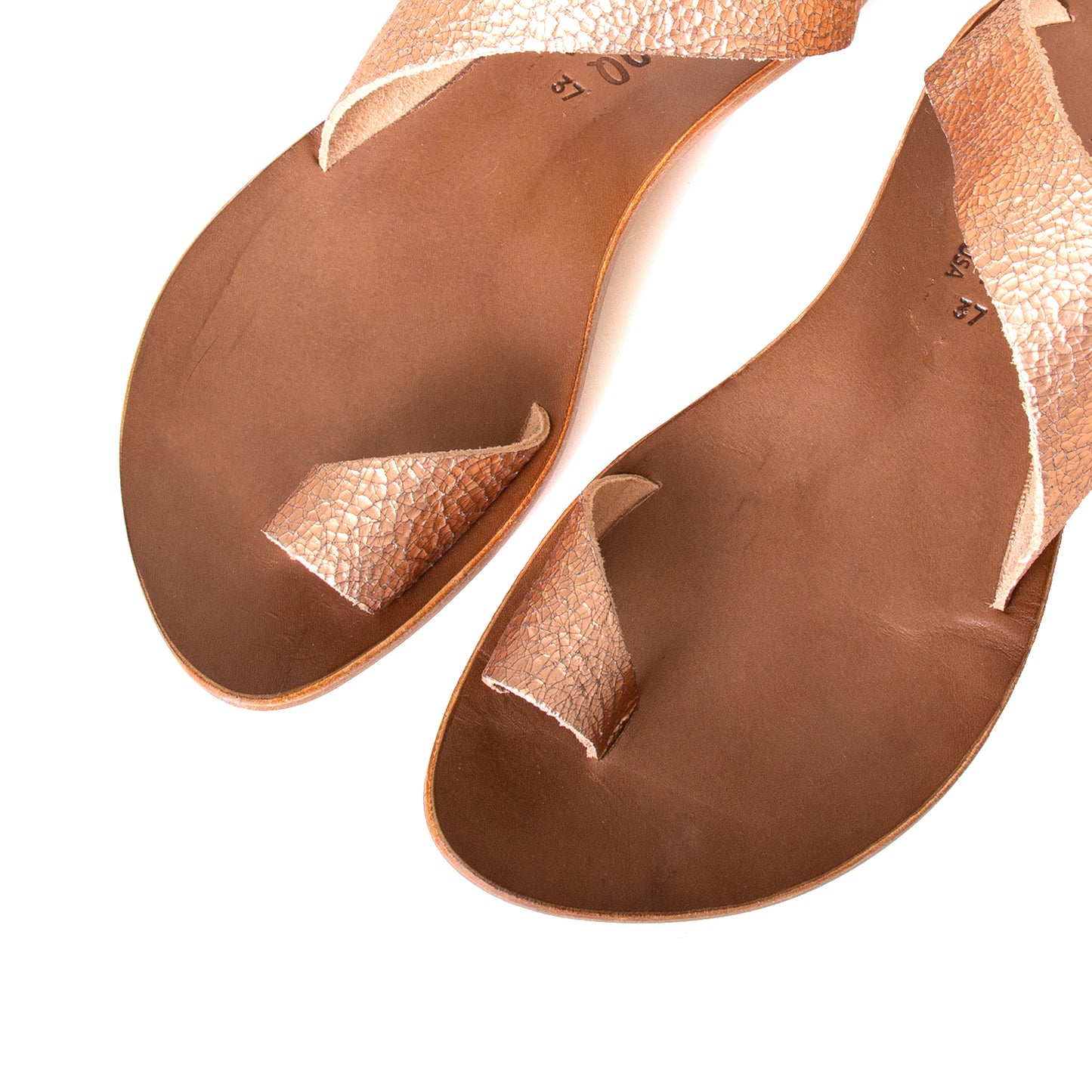 Cydwoq Thong , Hillary Sandal Pink gold leather, single strap and toe ring. Made in California. Top view, pair.