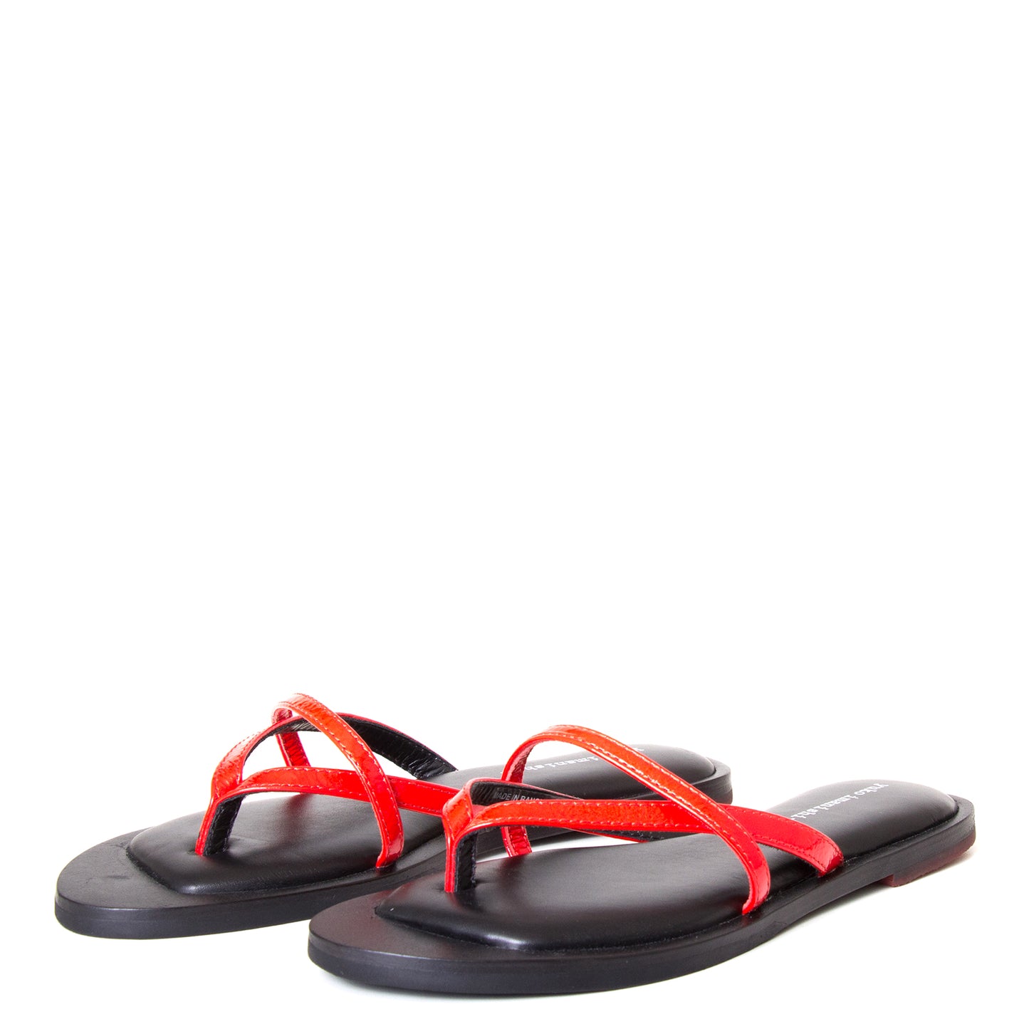 yuko imanishi + Alina. Women's sandals in Red patent leather, memory foam footbed for comfort. Flat heel. Front view, pair.