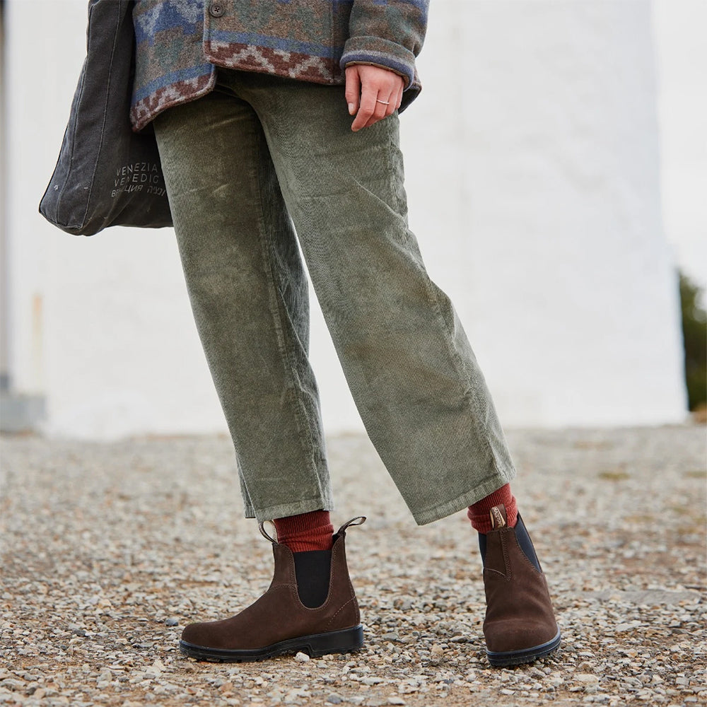 Women's 2410 Chelsea Boot