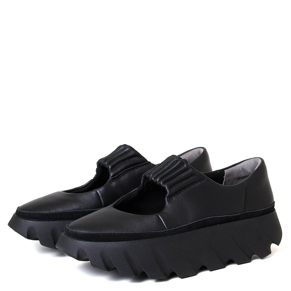 Tura Oya Women's Platform Shoe