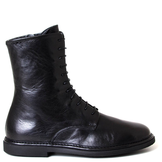 Alexander Hotto 66633 Freya. Women's flat lace-up black leather boot.