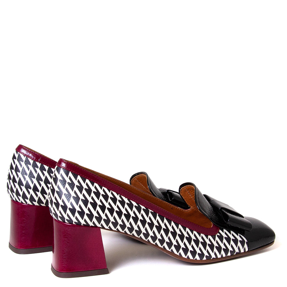 Chie Mihara Vylano. Women's 2¼ inch white, black and red leather pump. Made in Spain.