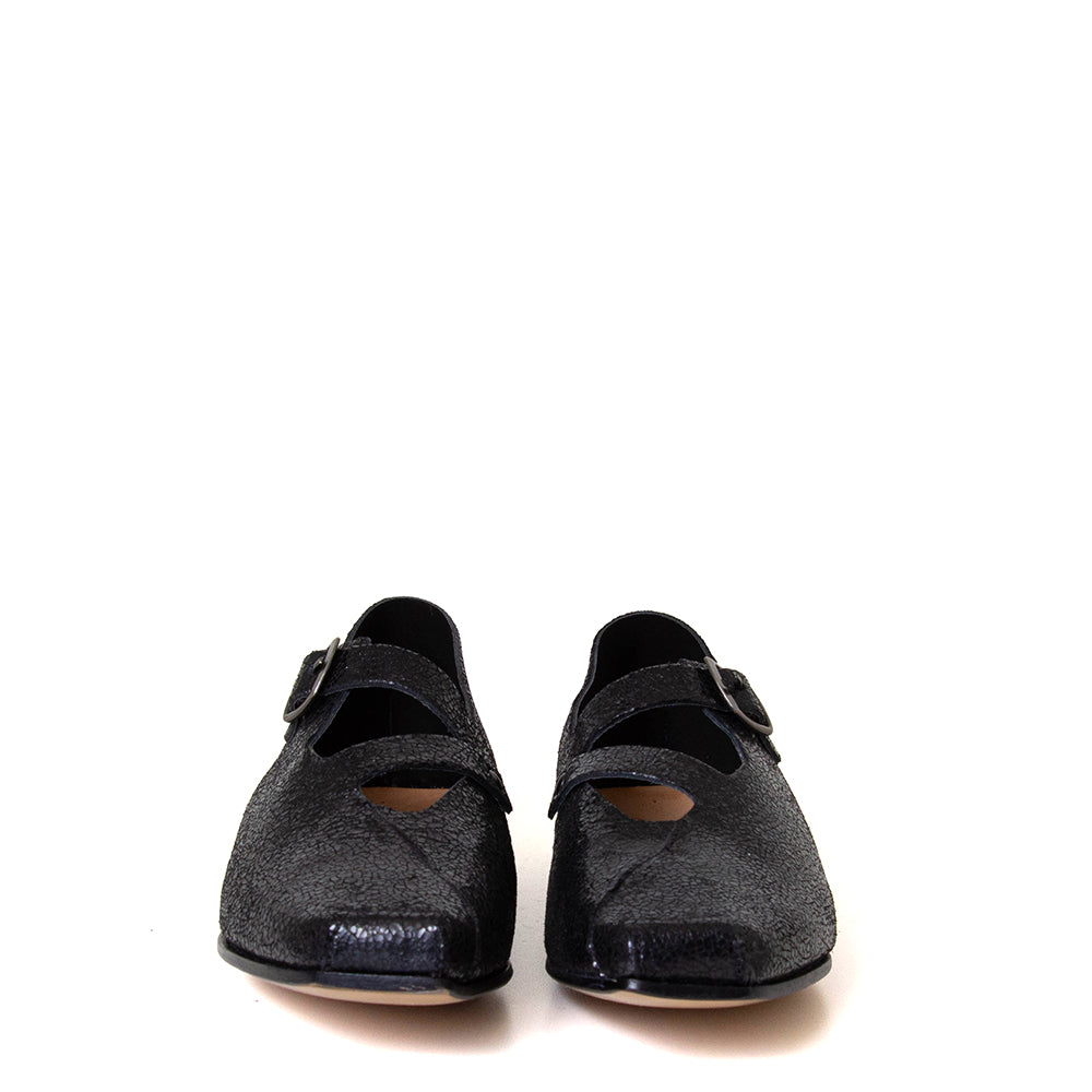 Buckle Women's Leather Shoe