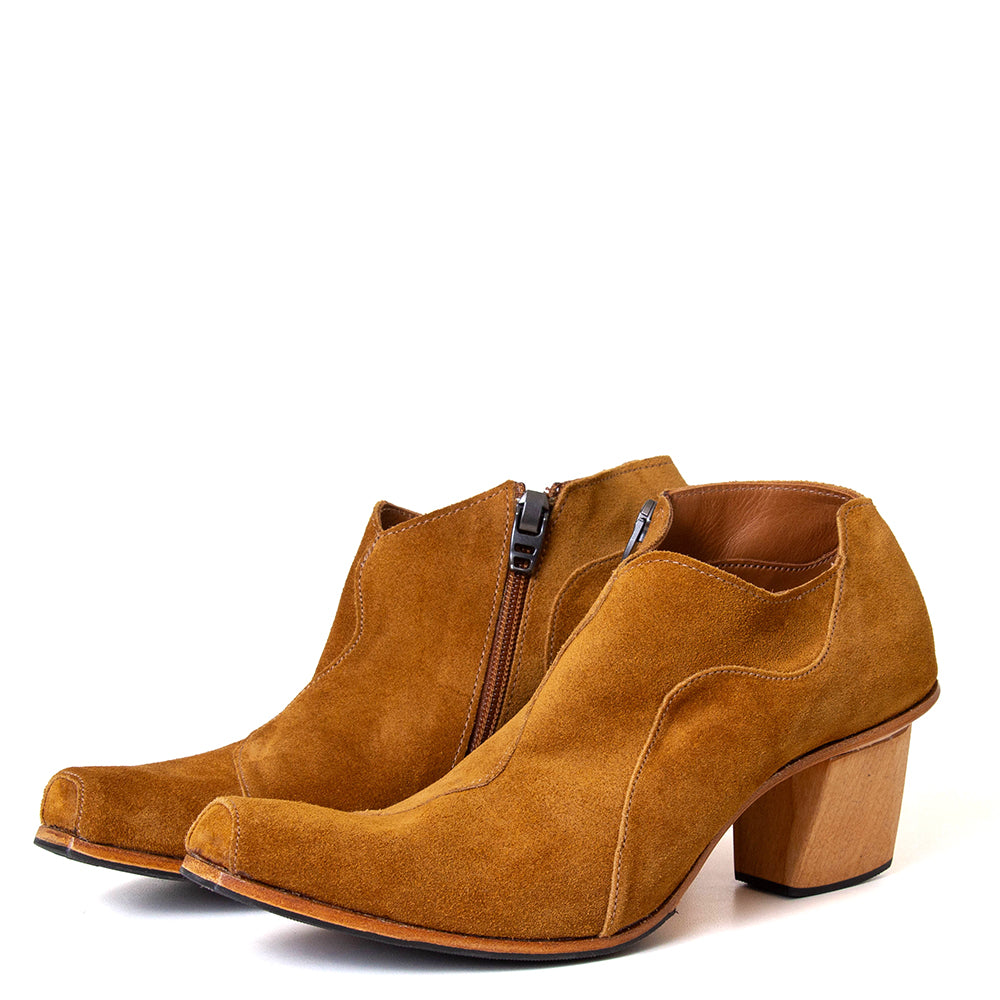 Elevate Women's Suede Boot