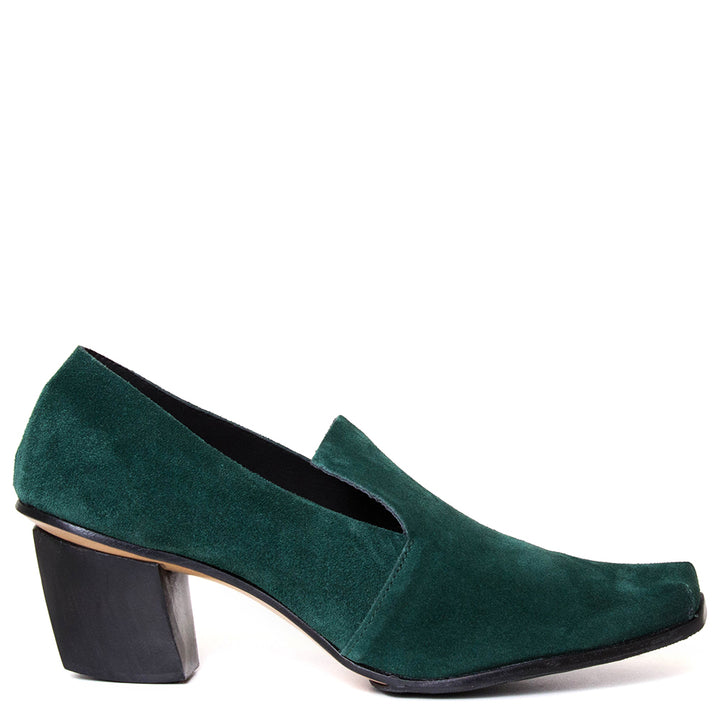 Cydwoq Literary. Women's 2½ inch wooden block heel in green suede. Side view.