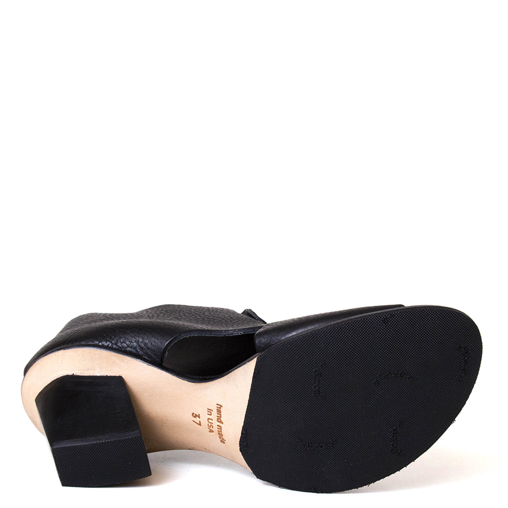Research Women's Heeled Leather Sandal