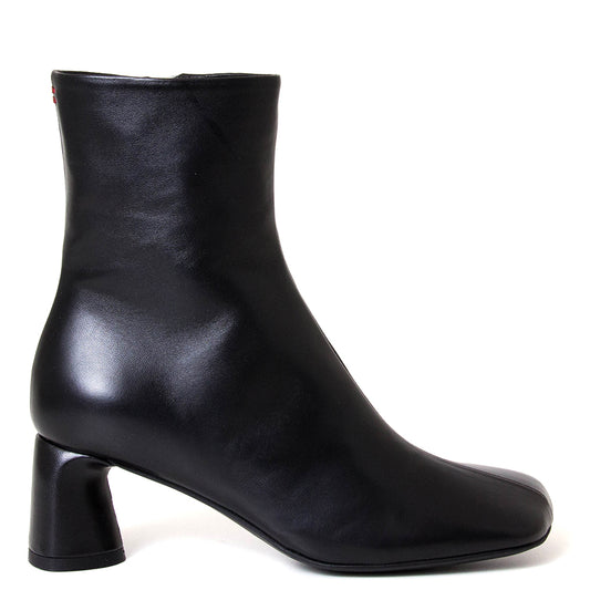 Dara 16 Women's Leather Boot