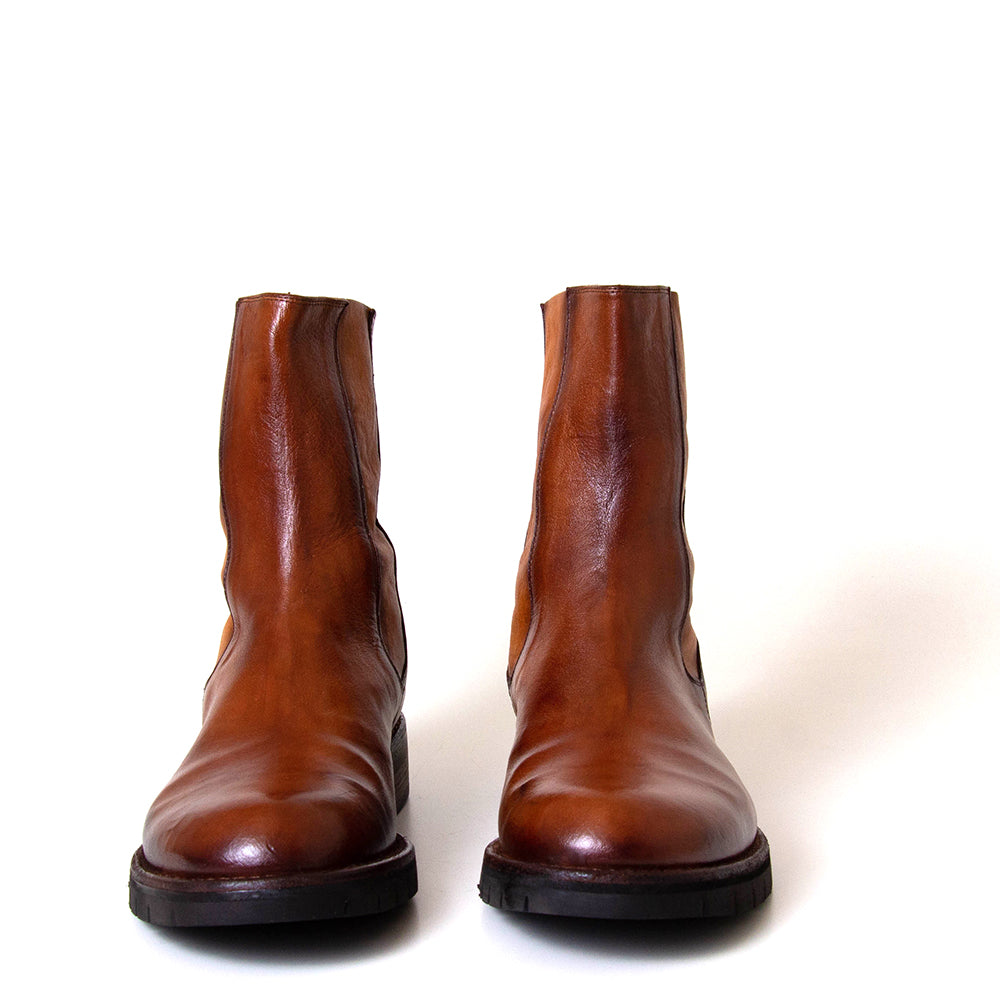 Jo Ghost ART 3312. Men's cognac chelsea leather boot with 1¼ inch heel. Made in Italy.