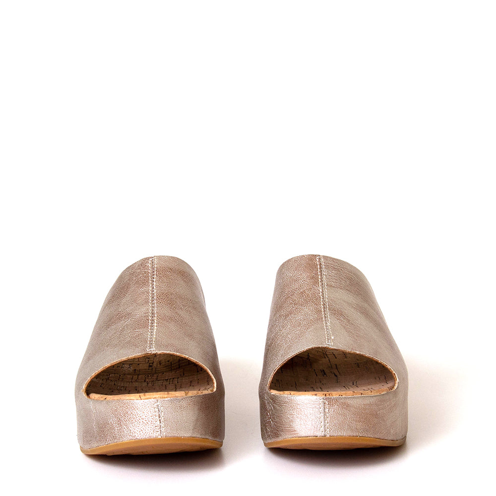 Yazmin Women's Platform Leather Sandal