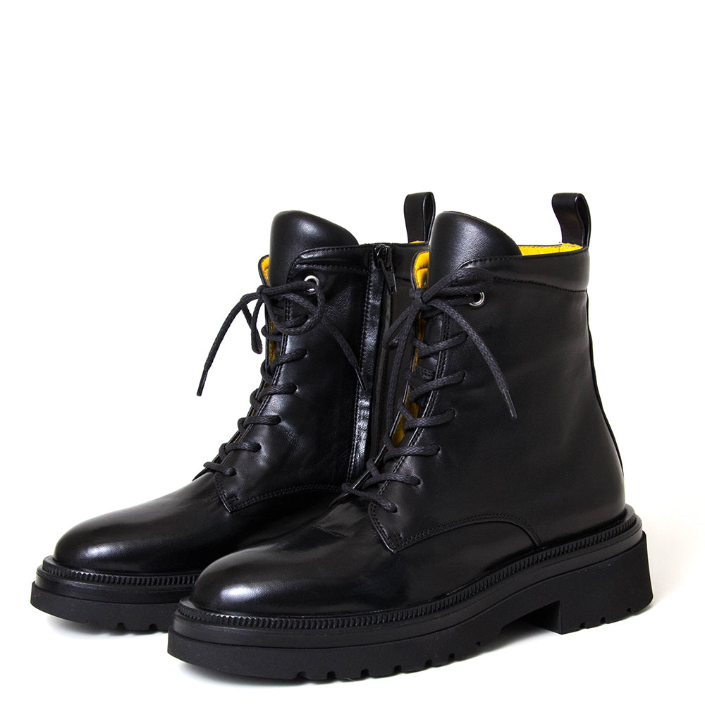 Mara Bini Hester T215. Women's low heel black leather combat boot.