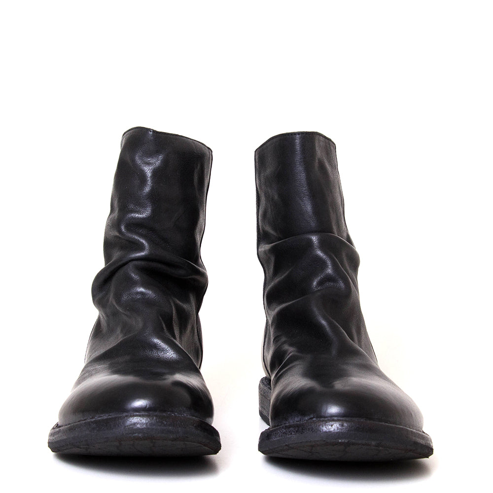 Moma 50304C-CU Men's slouching boot, back zipper in black leather. Front view.