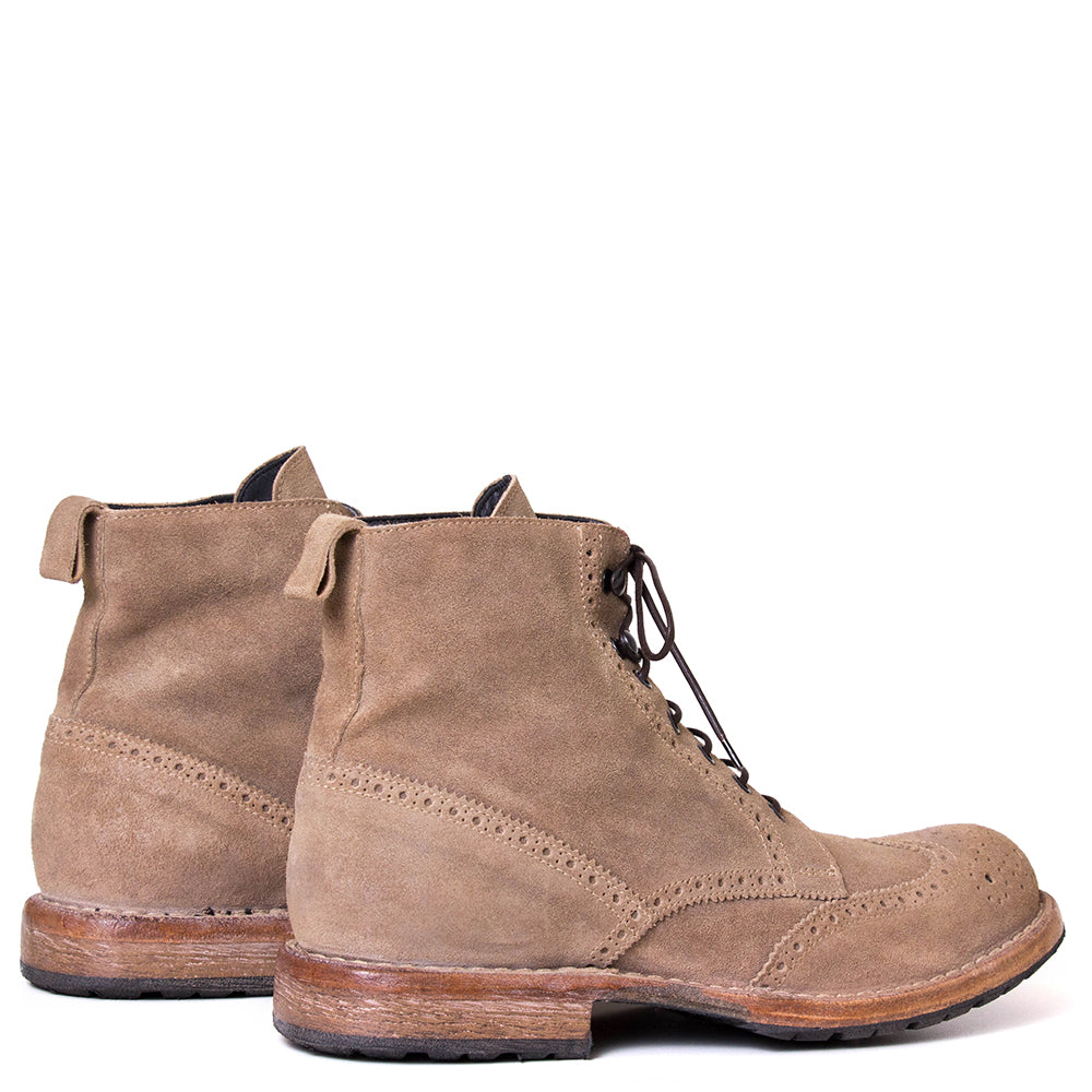 Moma 51307B-SA Brixim. Men's brogue boot in sandy suede leather. Back view.