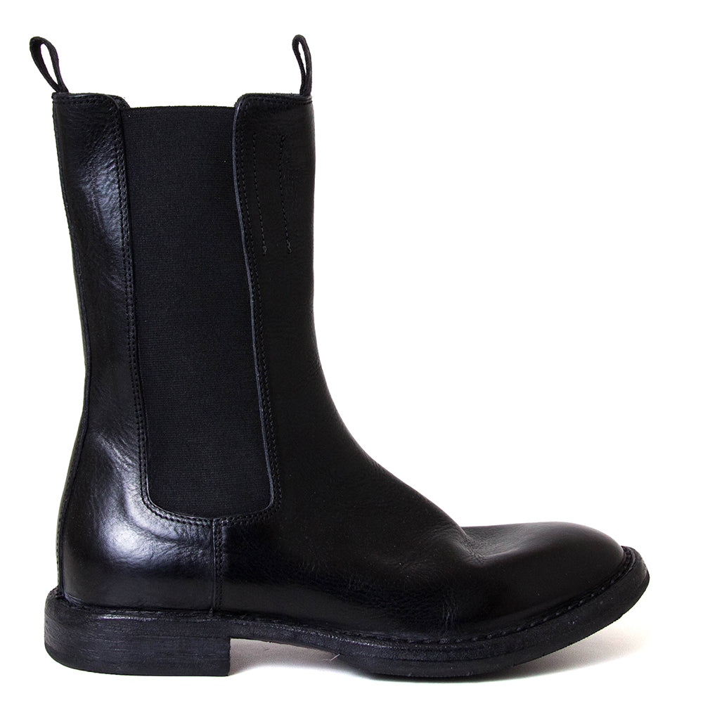 Brynlee Women's Leather Chelsea Boot