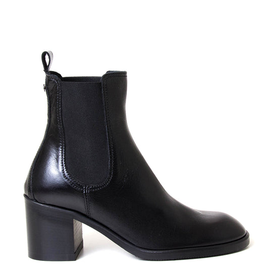 Aida Women's Leather Chelsea Boot