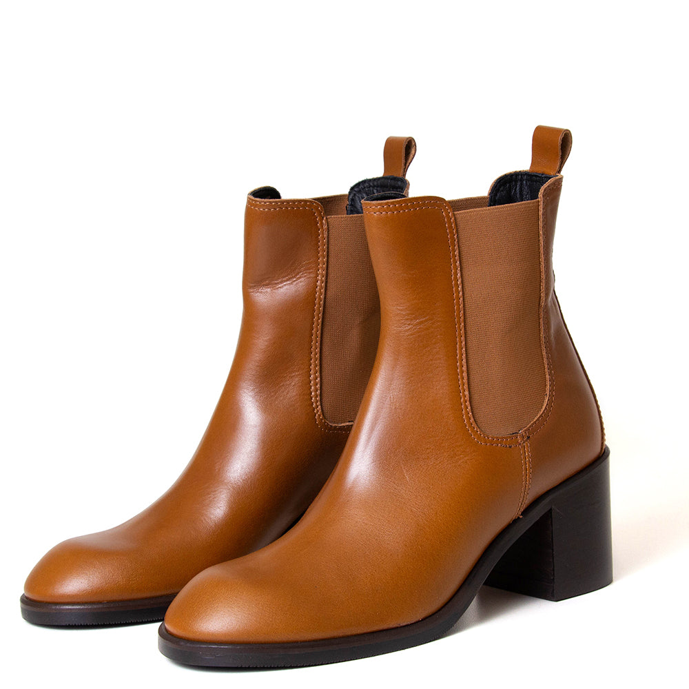 Aida Women's Leather Chelsea Boot