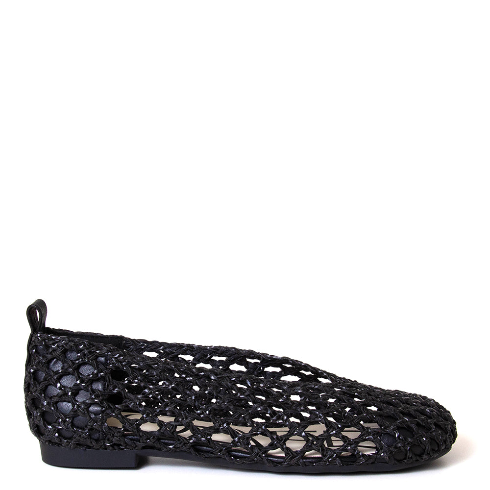 Holes Women's Woven Leather Flat