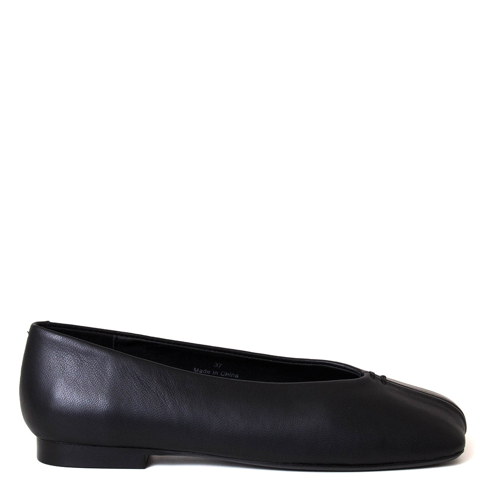 Plain Women's Leather Ballerina Flat