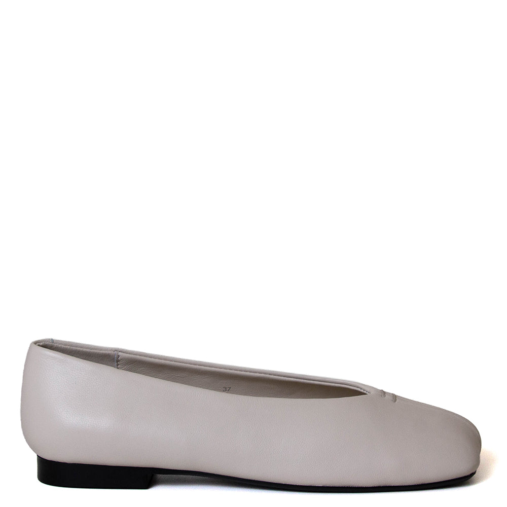 Plain Women's Leather Ballerina Flat