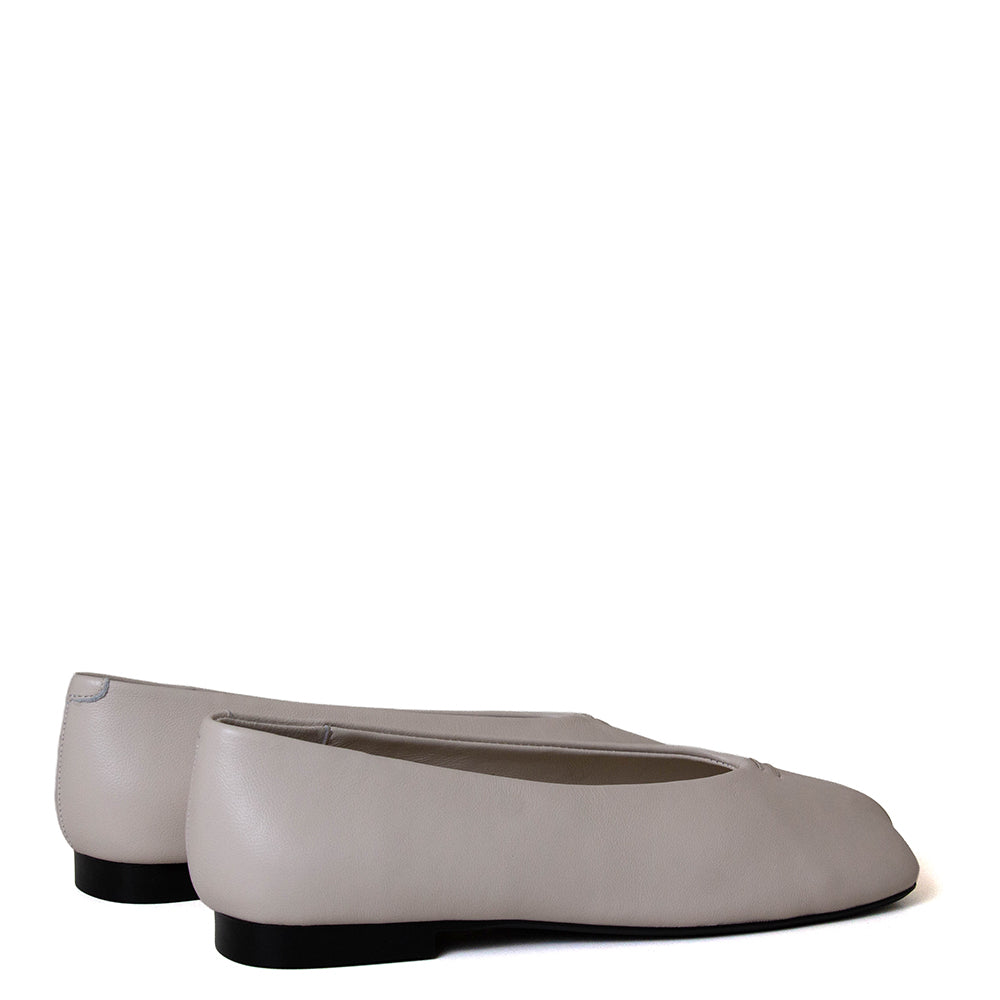 Plain Women's Leather Ballerina Flat