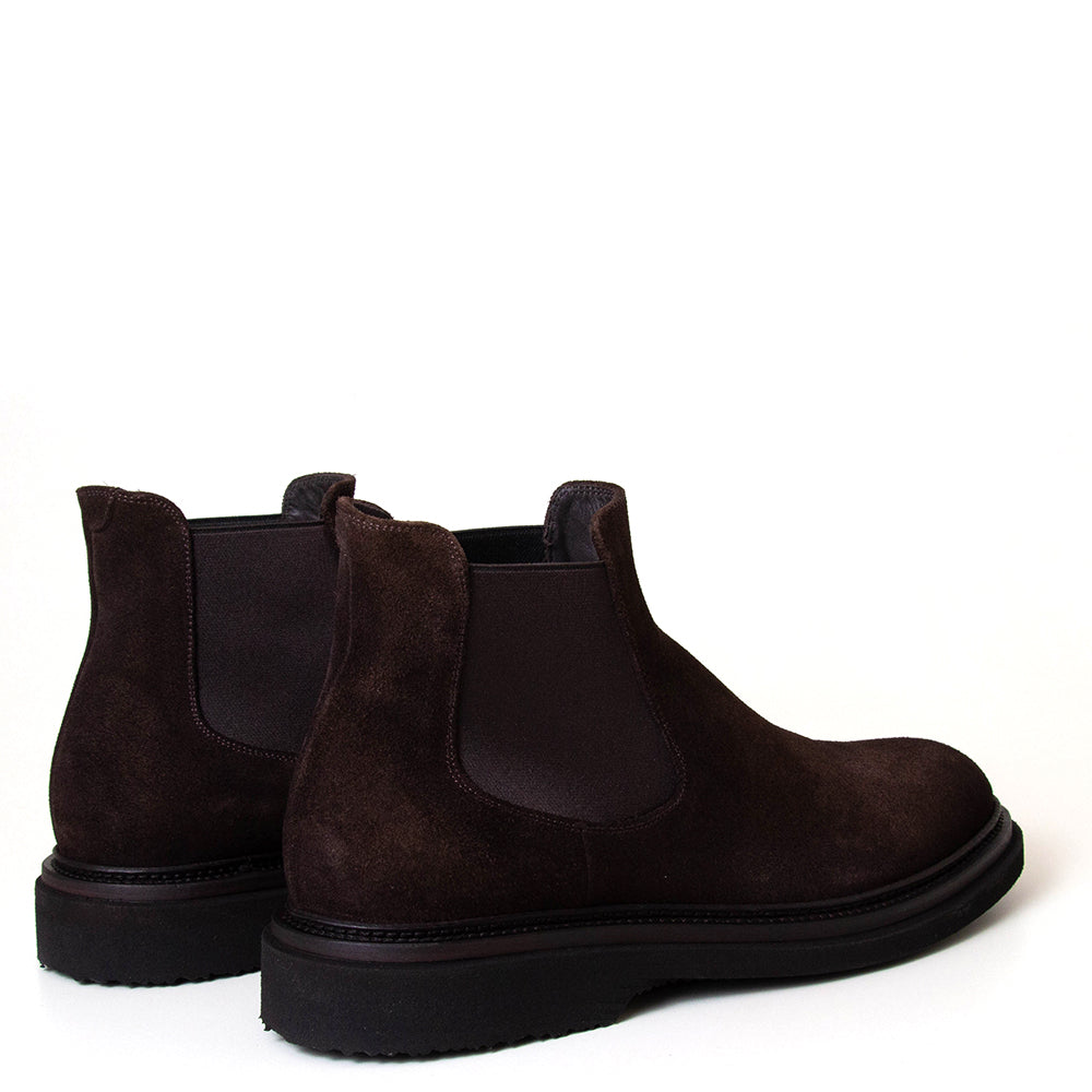 Pantanetti 18383A Bod. Men's Chelsea boot in dark brown suede. Made in Italy.