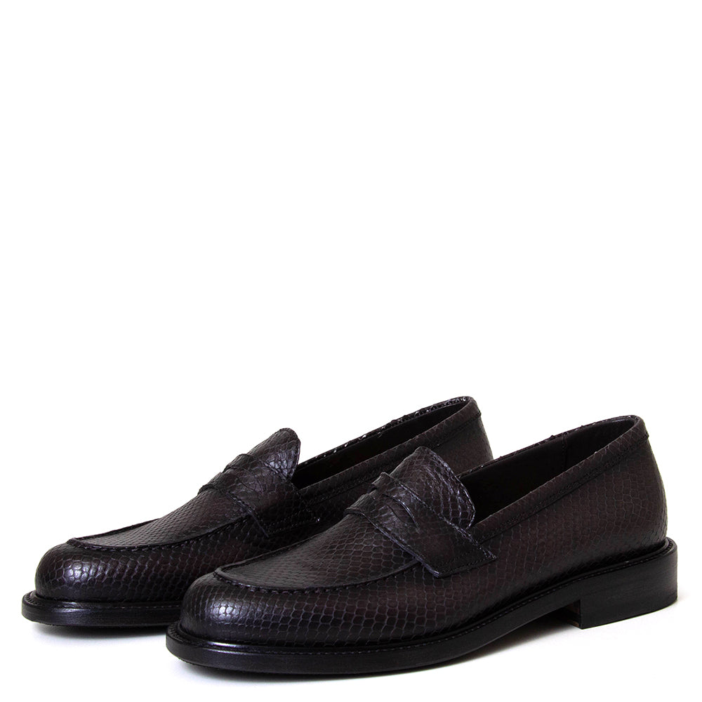 Pantanetti 18022F Tanbark. Women's black leather loafer. Made in Italy.