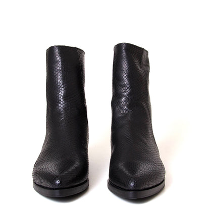 Pantanetti 18191F Terry. Women's black leather flat boot. Made in Italy.