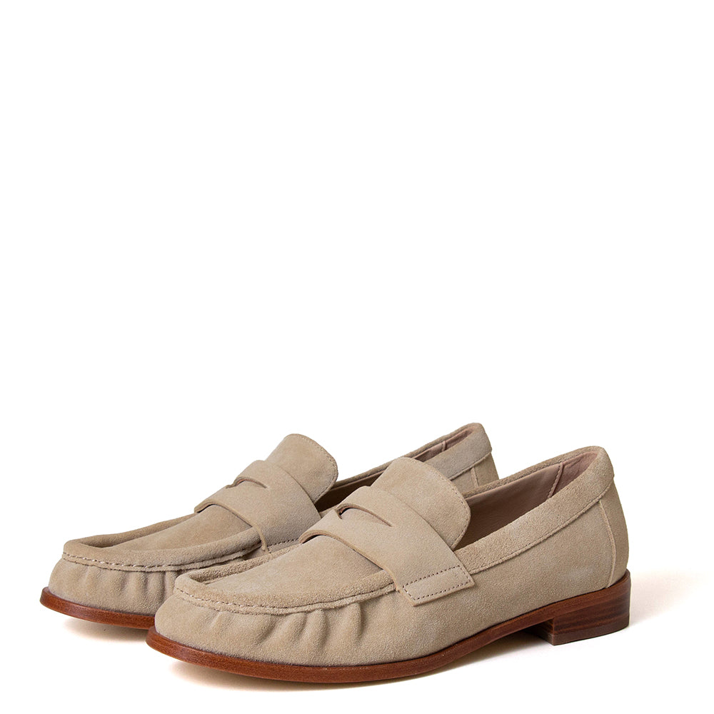 Arezza Women's Suede Loafer