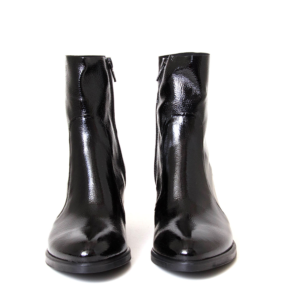 Strategia A5544-T. Women's 2¼ inch heel black leather boot. Made in Italy.