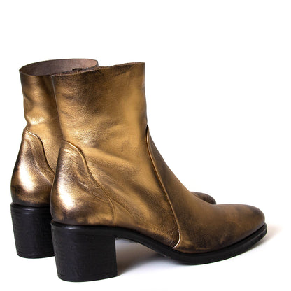 Strategia A4560. Women's 2¼ inch heel gold leather boot. Made in Italy.