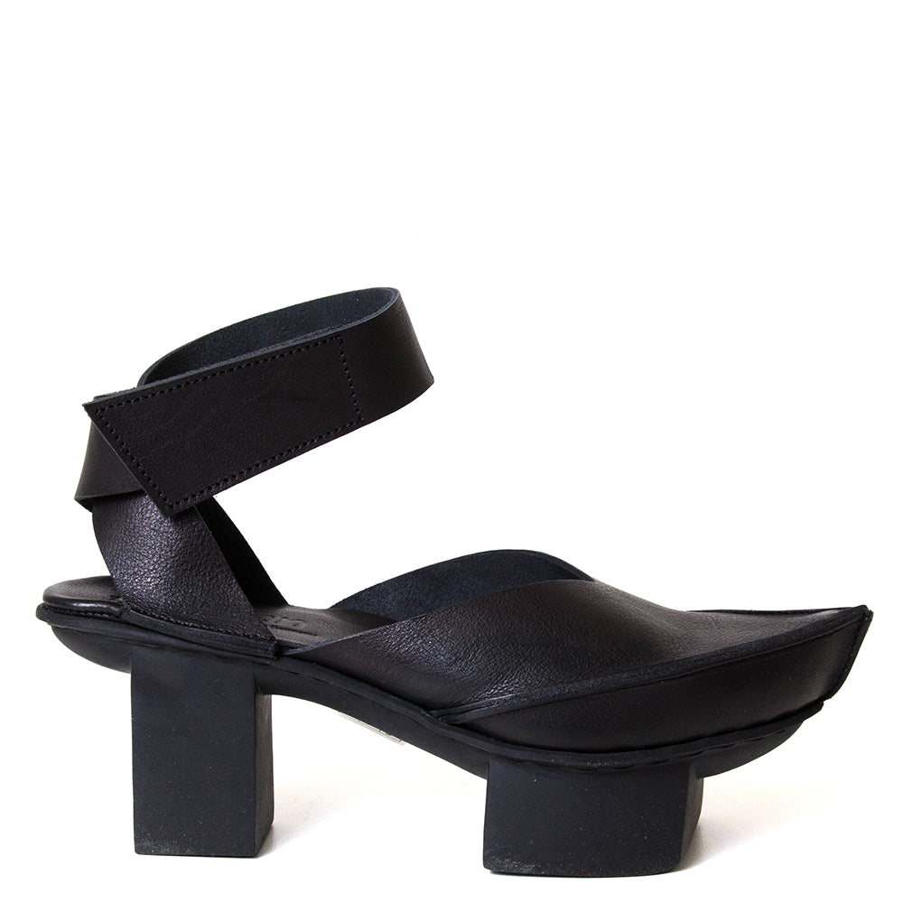 Aerial Women's Leather Shoe